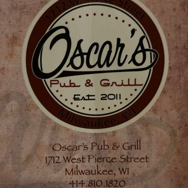 Foto scattata a Oscars Pub &amp; Grill da Rick K. il 2/14/2023