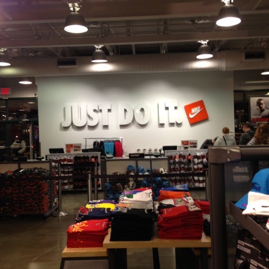 nike outlet in jackson