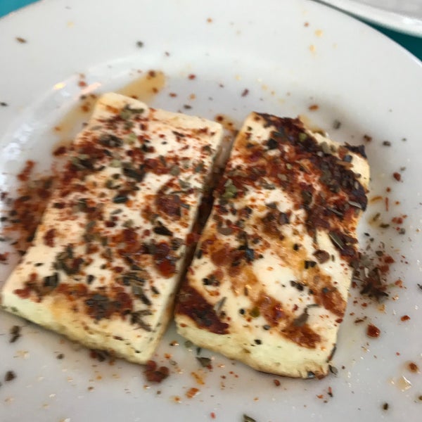 Foto tomada en Ali Usta Balık Restaurant  por Naz C. el 11/24/2019
