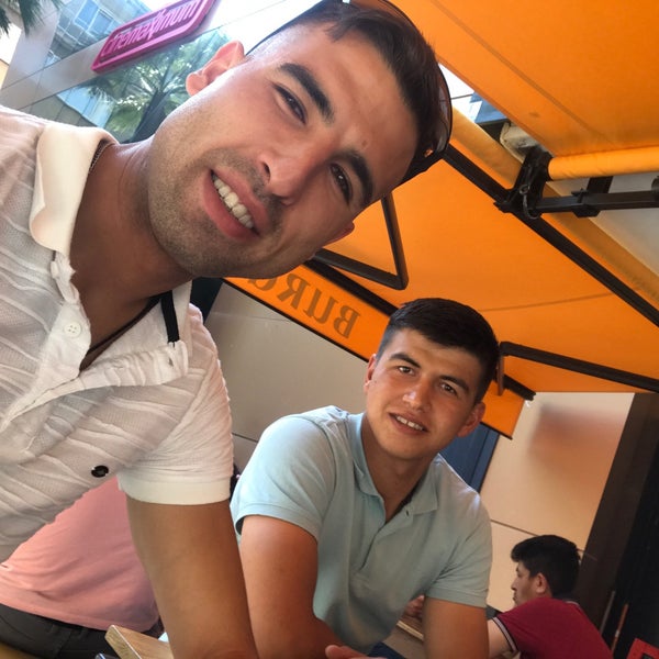 6/2/2018에 Semih Seçkin S.님이 Baget Burger에서 찍은 사진