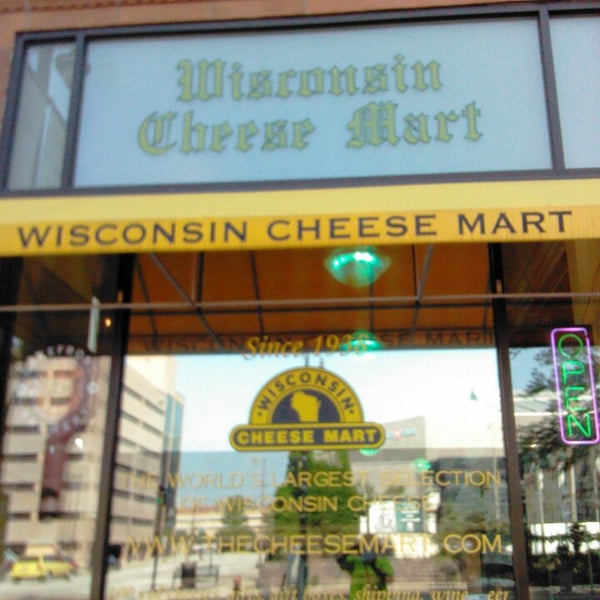 8/2/2013에 Traci H.님이 Wisconsin Cheese Bar에서 찍은 사진
