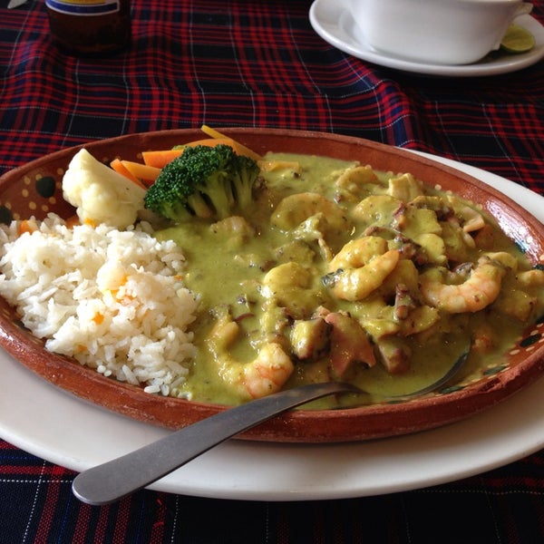 9/8/2013 tarihinde Gerardo T.ziyaretçi tarafından Restaurant Rio Grande'de çekilen fotoğraf