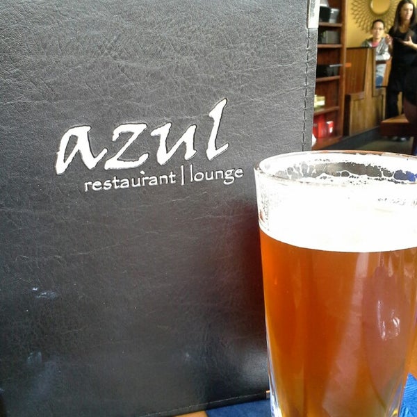 Foto diambil di Azul Restaurant &amp; Lounge oleh Michael P. pada 5/12/2013