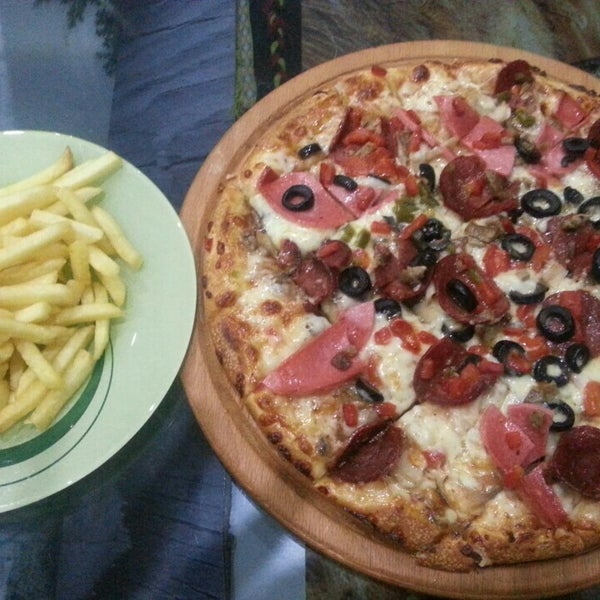 Maxi pizza: найдено 85 изображений