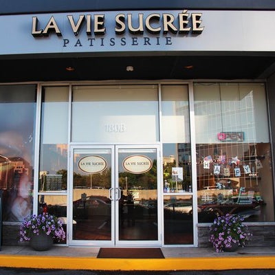 Das Foto wurde bei La Vie Sucrée von La Vie Sucrée am 3/25/2015 aufgenommen