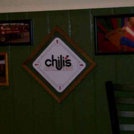 Foto diambil di Chili&#39;s Grill &amp; Bar oleh Erin D. pada 11/4/2012