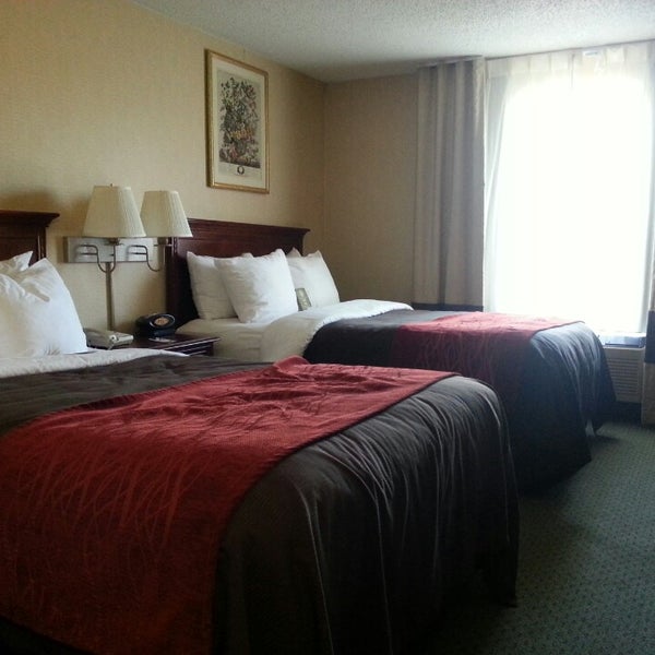 Photos At Comfort Inn Portland Me
