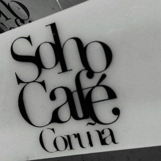 Foto tirada no(a) Soho Café Coruña por Miguel S. em 12/23/2014