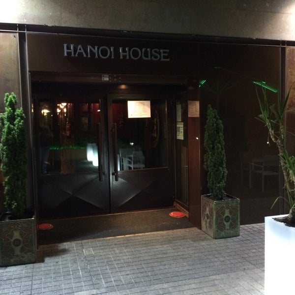 รูปภาพถ่ายที่ Hanoi House โดย Manu A. เมื่อ 5/13/2014