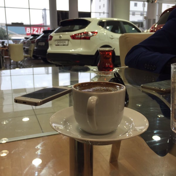 Photo taken at Hyundai/Nissan Dealer by Onur N. on 4/8/2015
