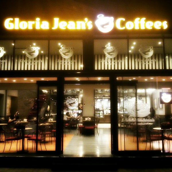 Foto tirada no(a) Gloria Jean&#39;s Coffees Yenişehir por Halil K. em 7/12/2014