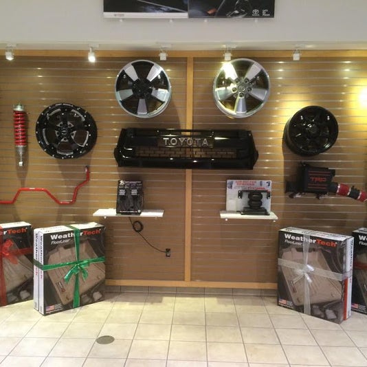 Kalispell Toyota Car Dealership in Kalispell