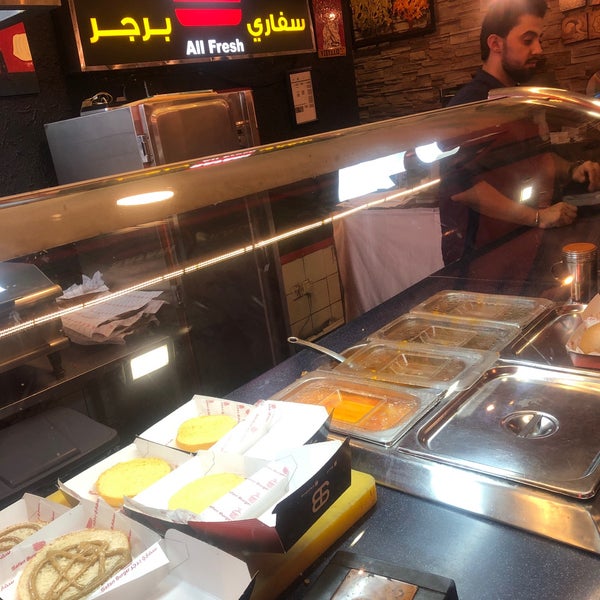 Photo prise au Safari Burger par حَ مَ دْ ’¹⁸ le1/16/2019