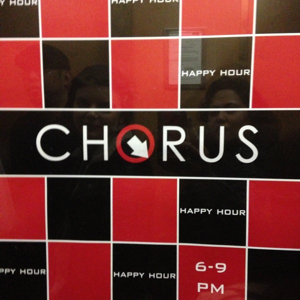 Foto tomada en Chorus Karaoke &amp; Lounge  por Binky B. el 4/27/2013
