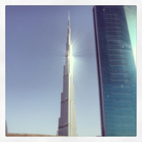 Photos At Burj Khalifa Dubai Mall Metro Station وسط مدينة دبي
