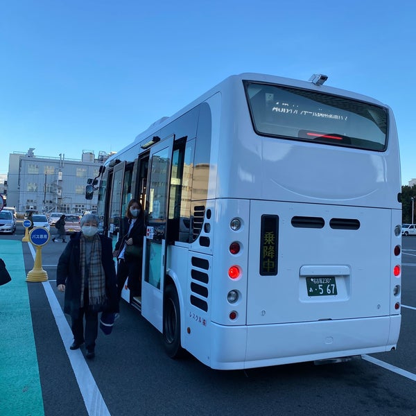 イオンモール熱田シャトルバス乗り場 沢上区 熱田区六野1 2 11