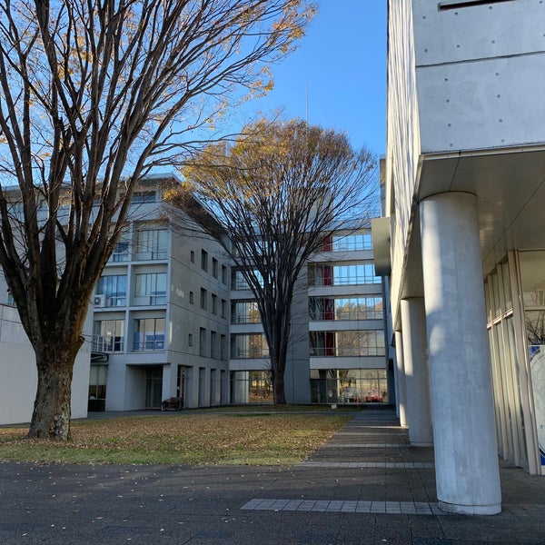 Photo taken at Keio University Shonan Fujisawa Campus by もうや on 12/4/2019