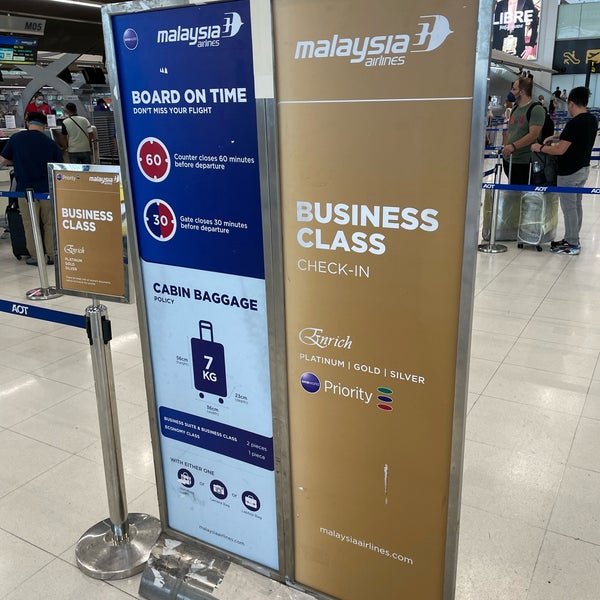 Malaysia Airlines MH Check in Check in Hall Row M