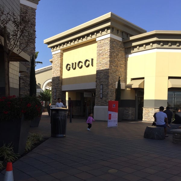 Gucci Outlet - Women's Store