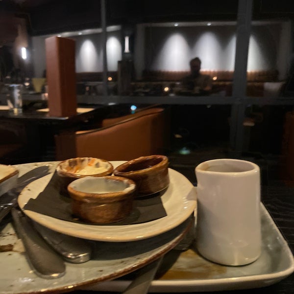 1/16/2024 tarihinde Michael F.ziyaretçi tarafından West Restaurant &amp; Lounge'de çekilen fotoğraf