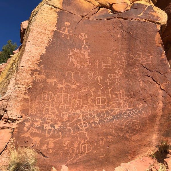 Maze Rock Art Site - Hiking Trail