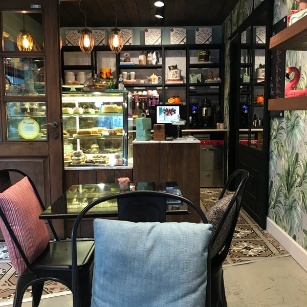 10/6/2018 tarihinde Ahmet B.ziyaretçi tarafından Miss Delicious Bakery'de çekilen fotoğraf