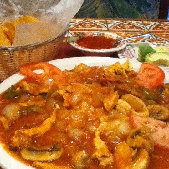 Photo taken at Azteca Mexican Restaurant Matthews by CLAUDIA F. on 12/12/2012