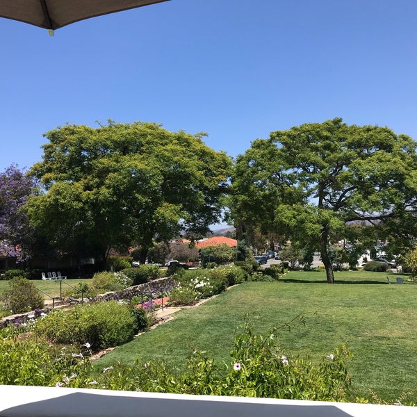Foto diambil di The Inn at Rancho Santa Fe oleh Shannon B. pada 6/19/2019
