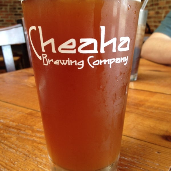 Das Foto wurde bei Cheaha Brewing Company von Aubra D. am 6/2/2014 aufgenommen