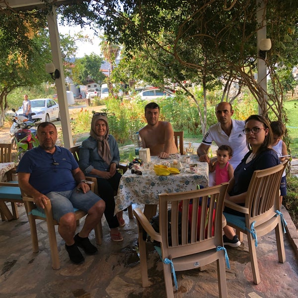 b2 insanlarla tanış birsu demir yaş
