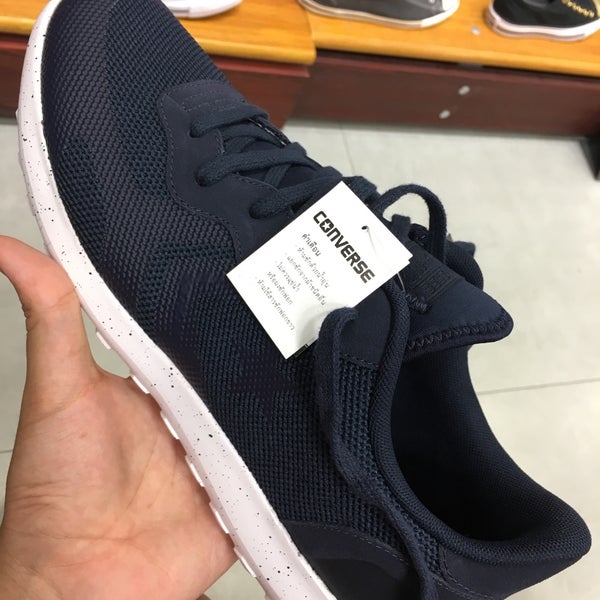 Converse clearance thunderbolt obsidian