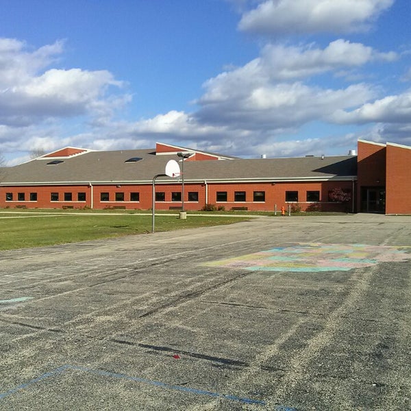 Mary Lou Cowlishaw Elementary 95 visitors