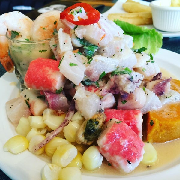 Foto scattata a Lima Criolla Peruvian Restaurant da manolo a. il 11/8/2015