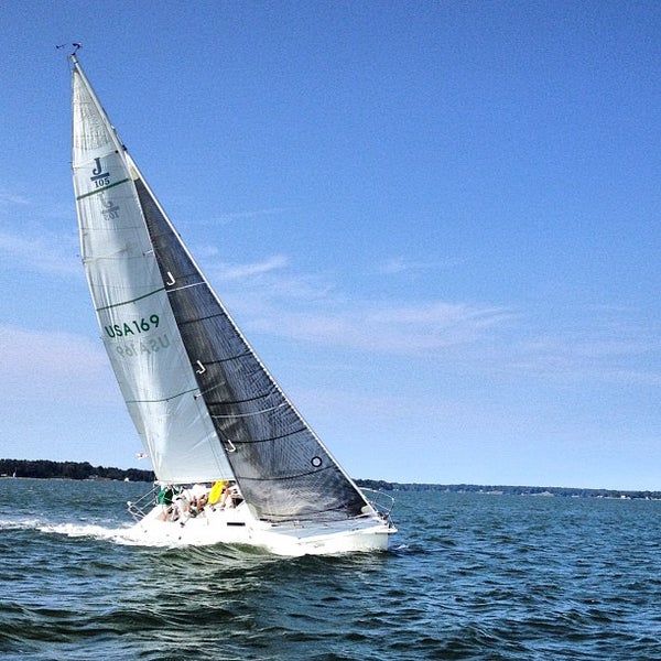 Снимок сделан в Fishing Bay Yacht Club пользователем Bruce M. 9/15/2012