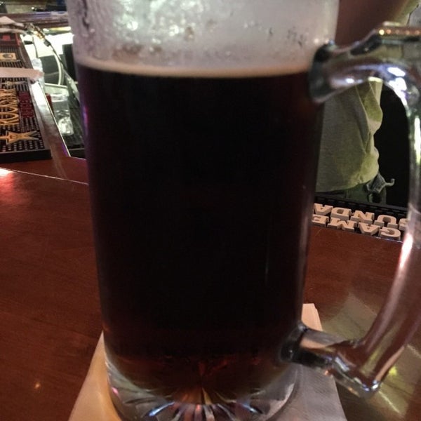 Photo taken at Connolly&#39;s Sports Grill by ɹoʇʞᴉΛ on 6/18/2015