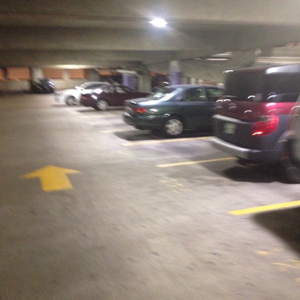 Peabody Place Parking Garage Parking In Downtown Memphis