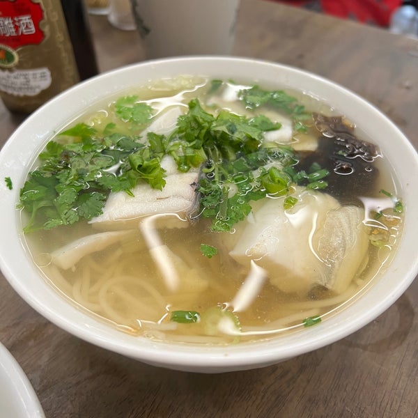 Photos at 海脚人海鲜粉鱼头米 Hai Kah Lang Seafood & Fish Head Noodle Cheras 28 visitors