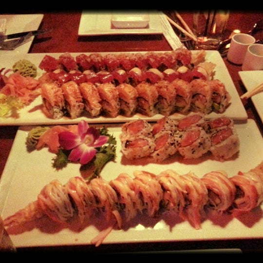 Снимок сделан в Kabuki Sushi Thai Tapas пользователем Pete M. 12/22/2012