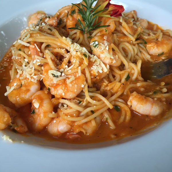 Gostamos de tudo. Pedi espaguete com camarão, divino.  Maravilhoso!