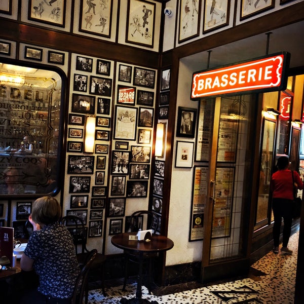 รูปภาพถ่ายที่ Brasserie Zédel โดย Frank G. เมื่อ 5/27/2022