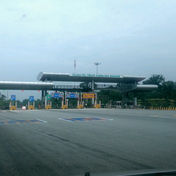Plaza Tol Teluk Panglima Garang Toll Plaza