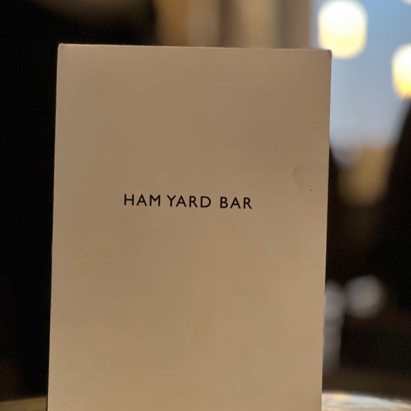 Photo prise au Ham Yard Bar &amp; Restaurant par Rod S. le10/3/2022