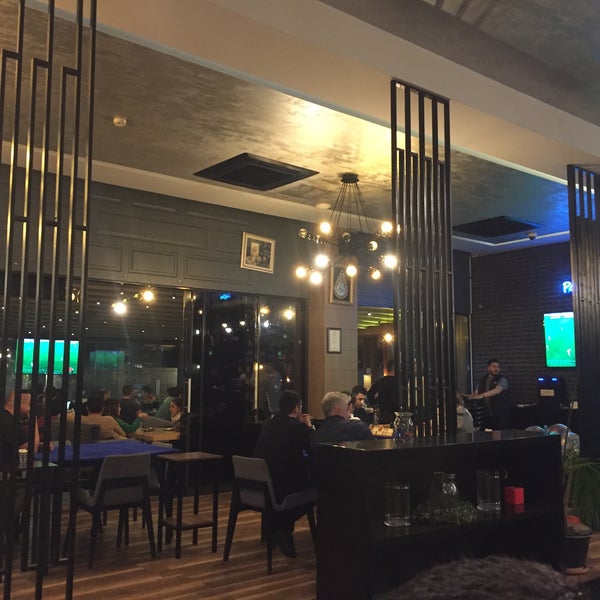 Foto tomada en Senso Cafe &amp; Restaurant  por Azrail Ş. el 5/6/2018