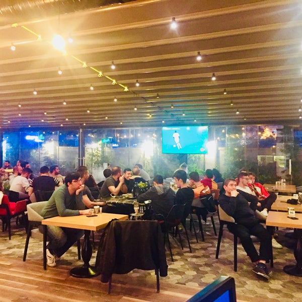 รูปภาพถ่ายที่ Senso Cafe &amp; Restaurant โดย Azrail Ş. เมื่อ 5/6/2018