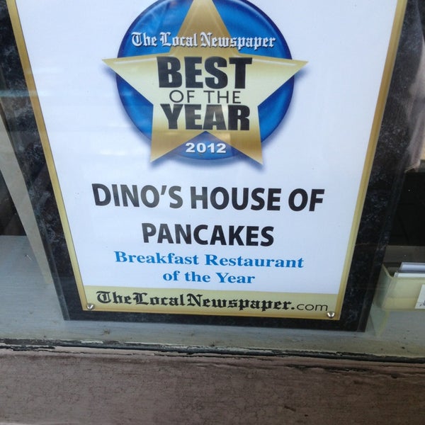 Foto diambil di Dino&#39;s House of Pancakes oleh Jeremy W. pada 6/8/2013