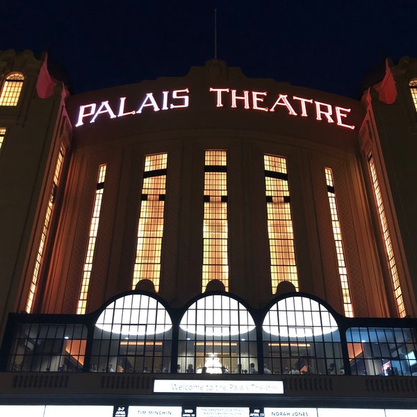 Foto tirada no(a) Palais Theatre por Pat A. em 4/5/2019