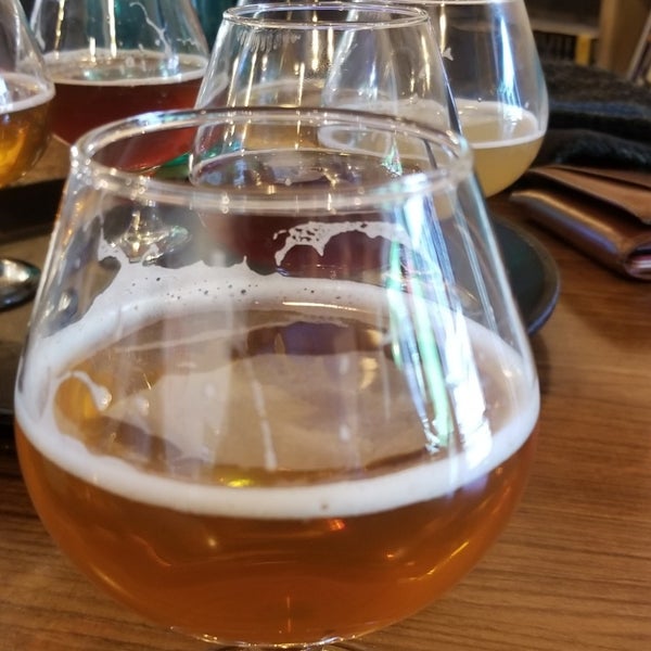 Foto tirada no(a) The Intrepid Sojourner Beer Project por Sateesh P. em 3/24/2019