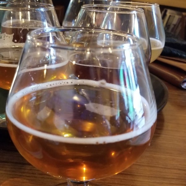 Photo taken at The Intrepid Sojourner Beer Project by Sateesh P. on 3/24/2019