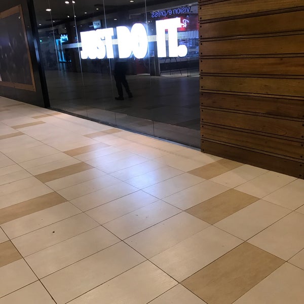 trinoma nike park