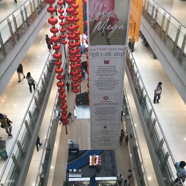 2/9/2018 tarihinde Akihito A.ziyaretçi tarafından SM Megamall (Bldg. A)'de çekilen fotoğraf